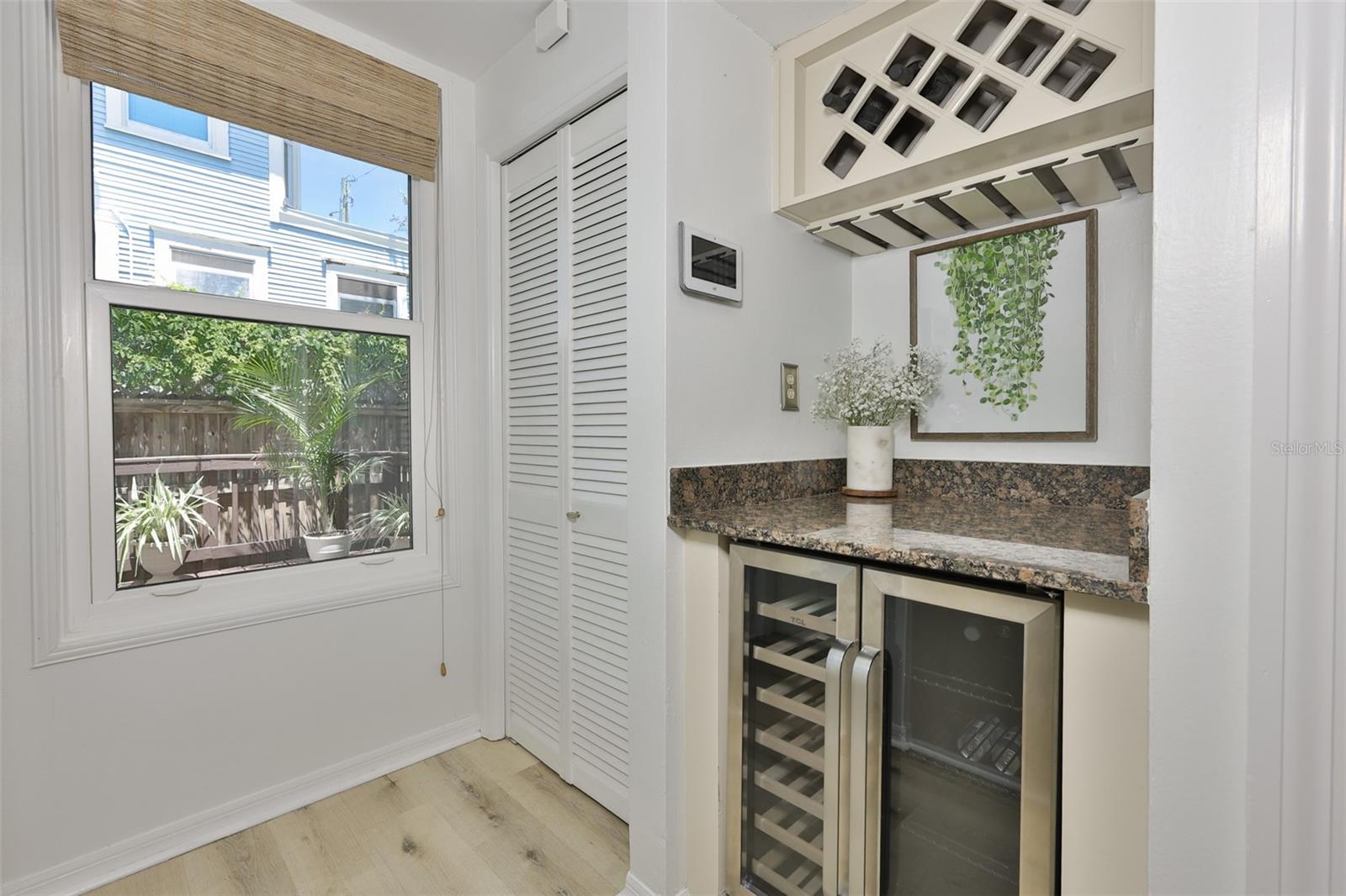 HYDE PARK WEST - Residential