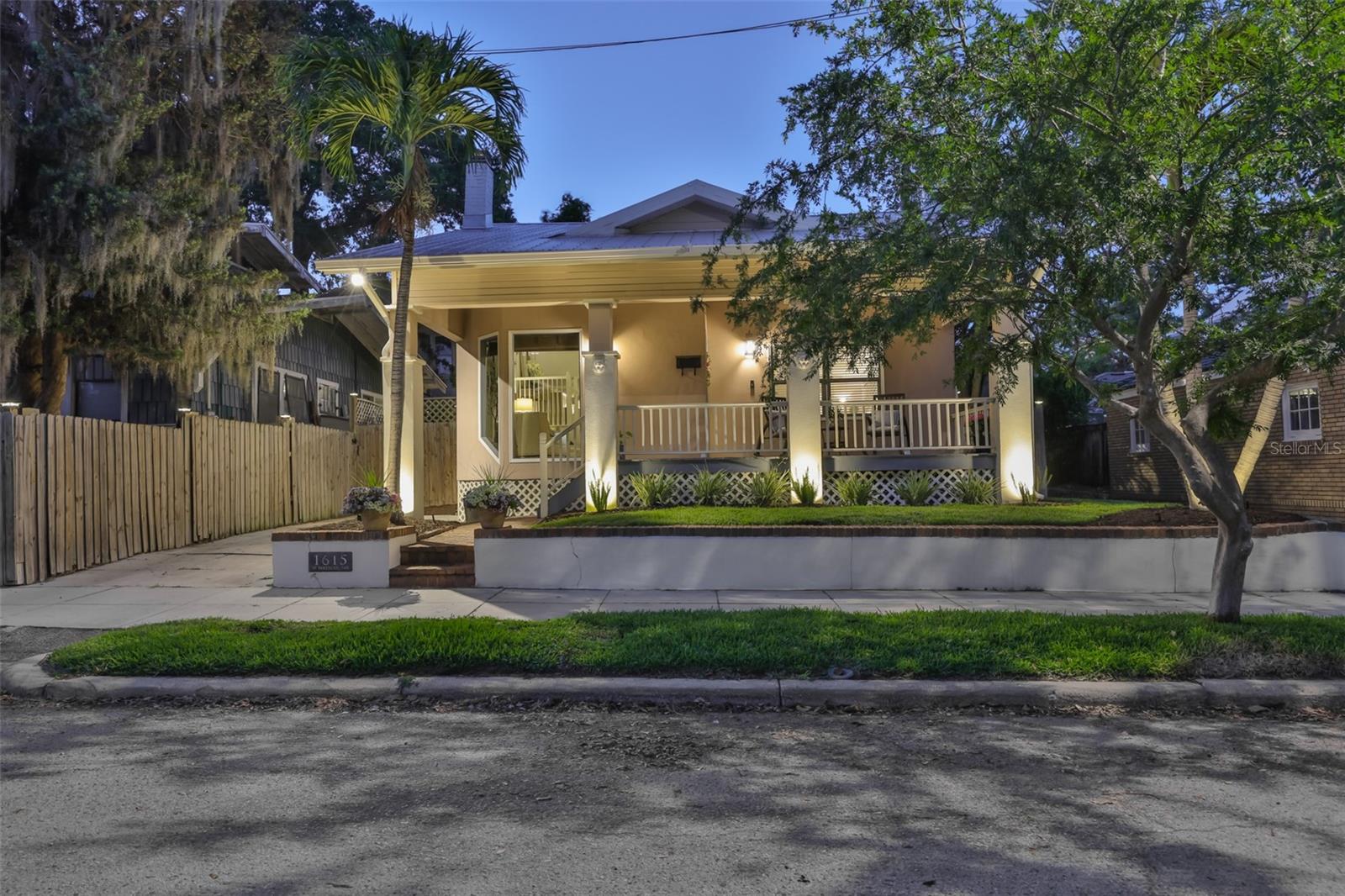 HYDE PARK WEST - Residential