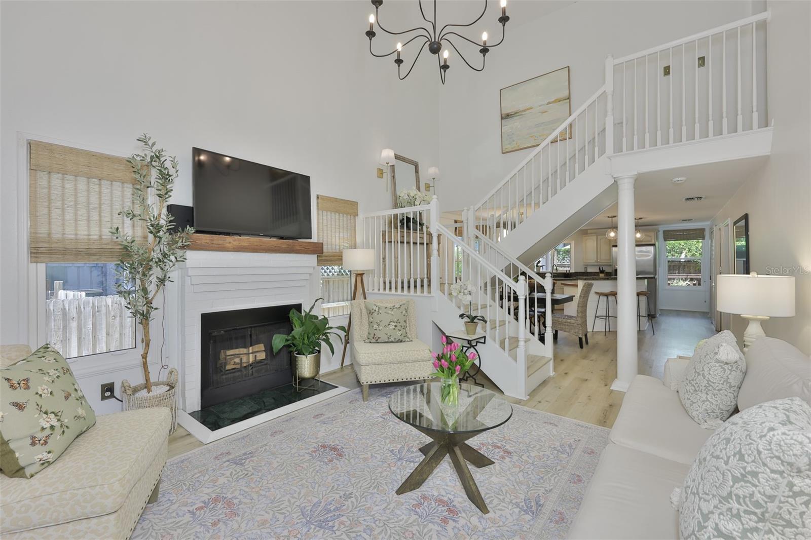 HYDE PARK WEST - Residential