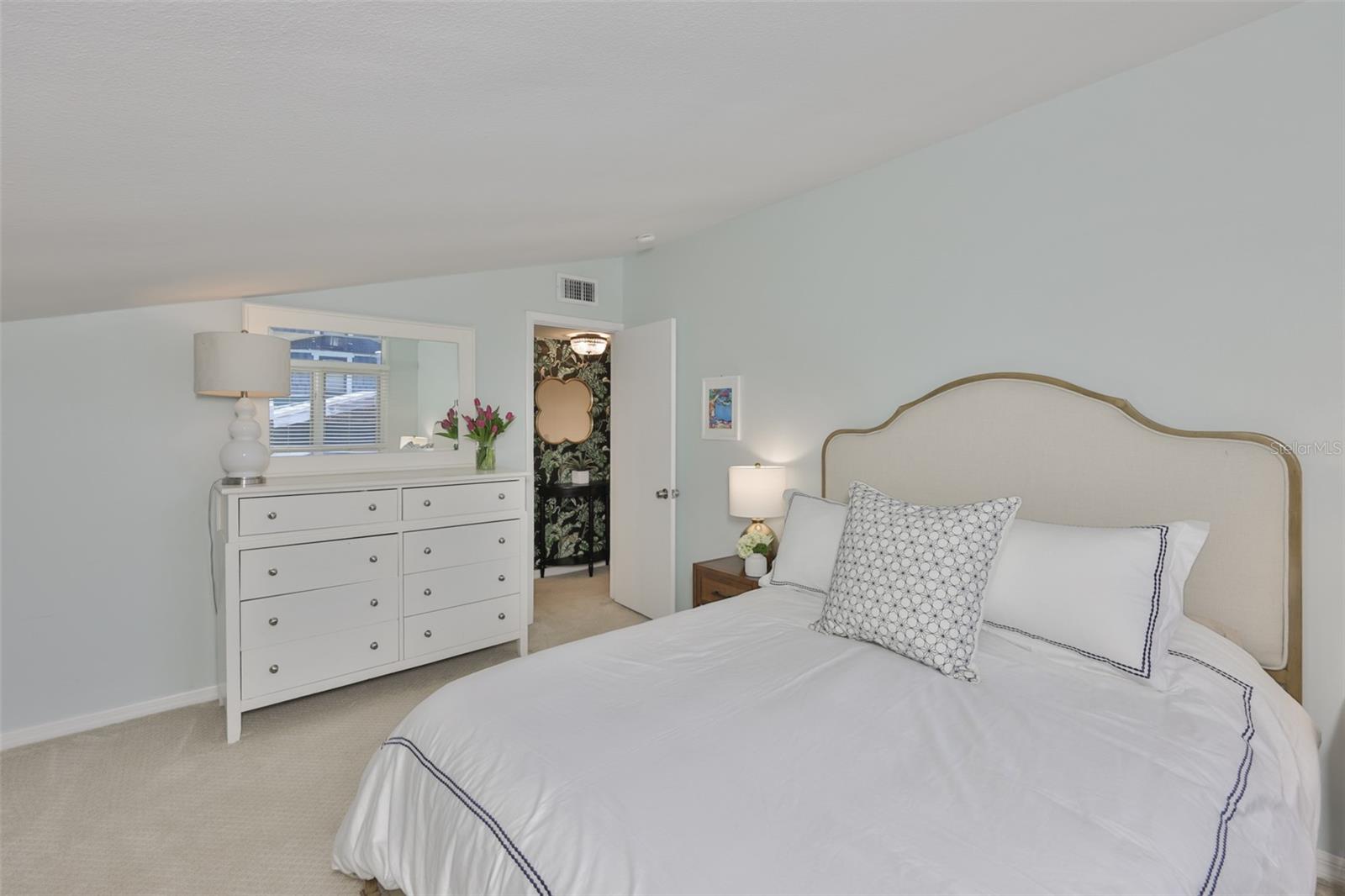HYDE PARK WEST - Residential
