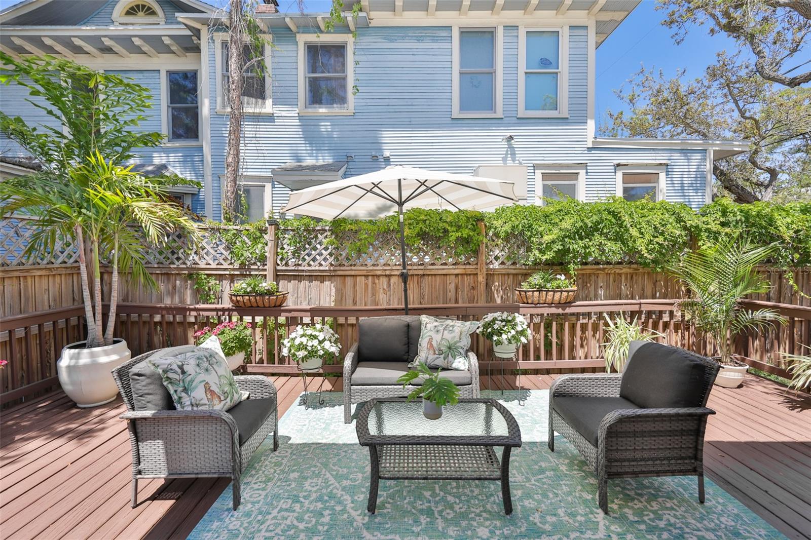 HYDE PARK WEST - Residential
