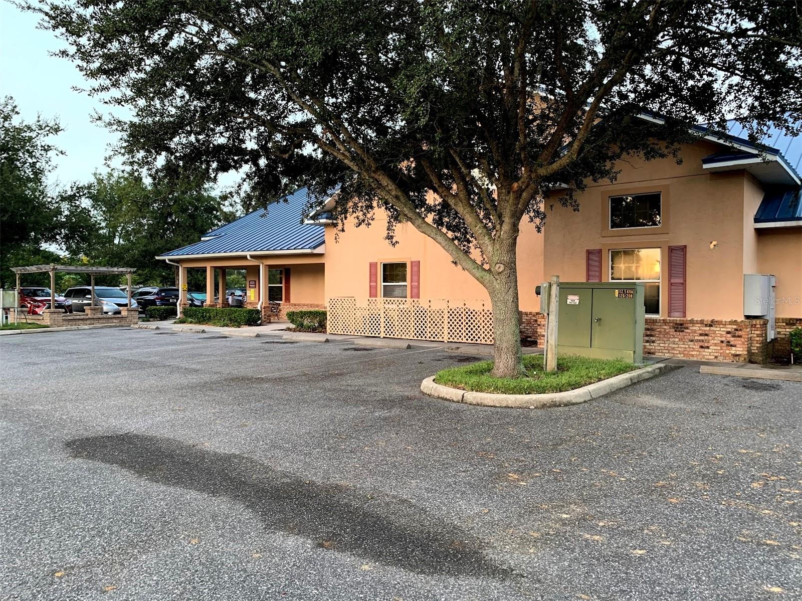 3300 N HIGHWAY 19A