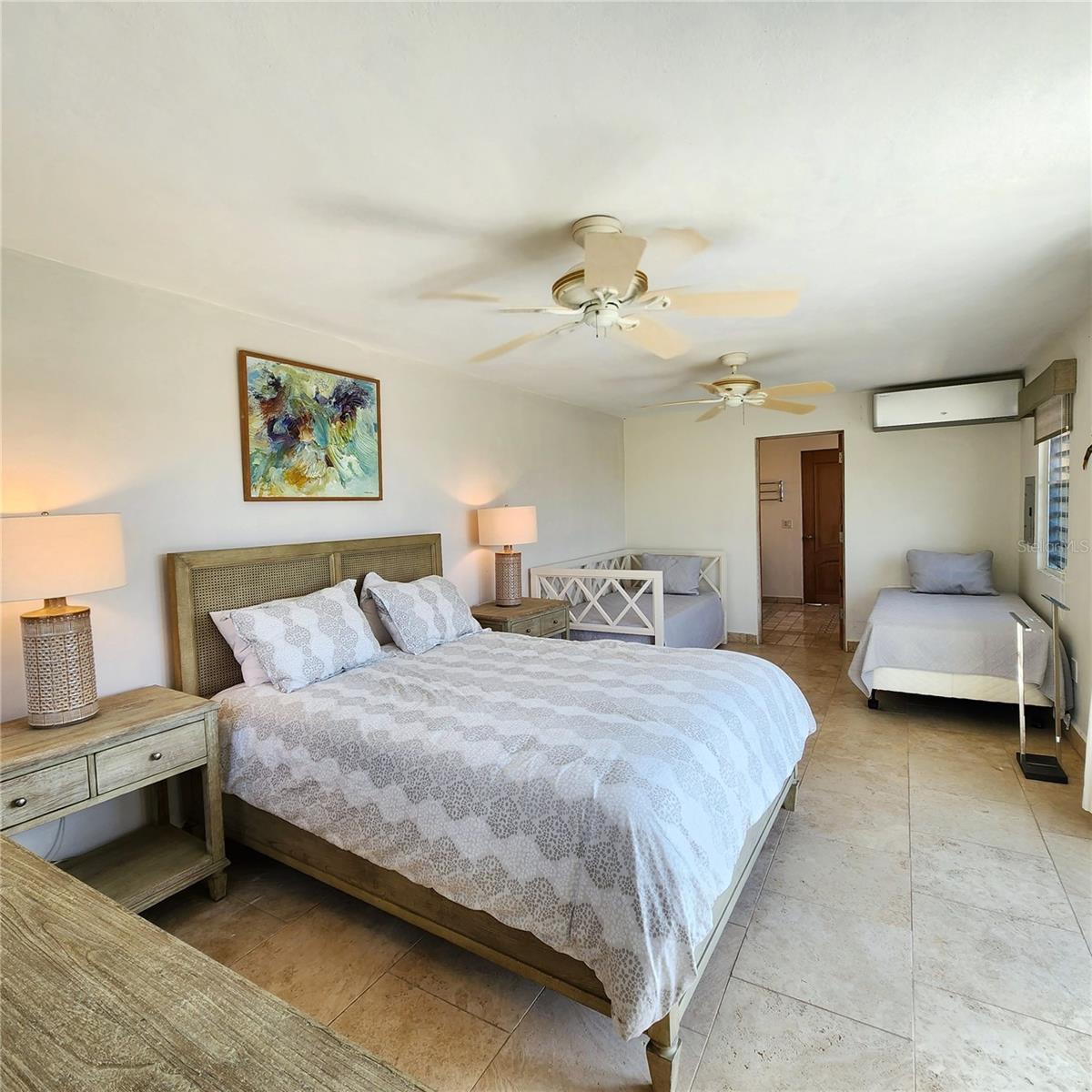 EAST HARBOUR - Residential