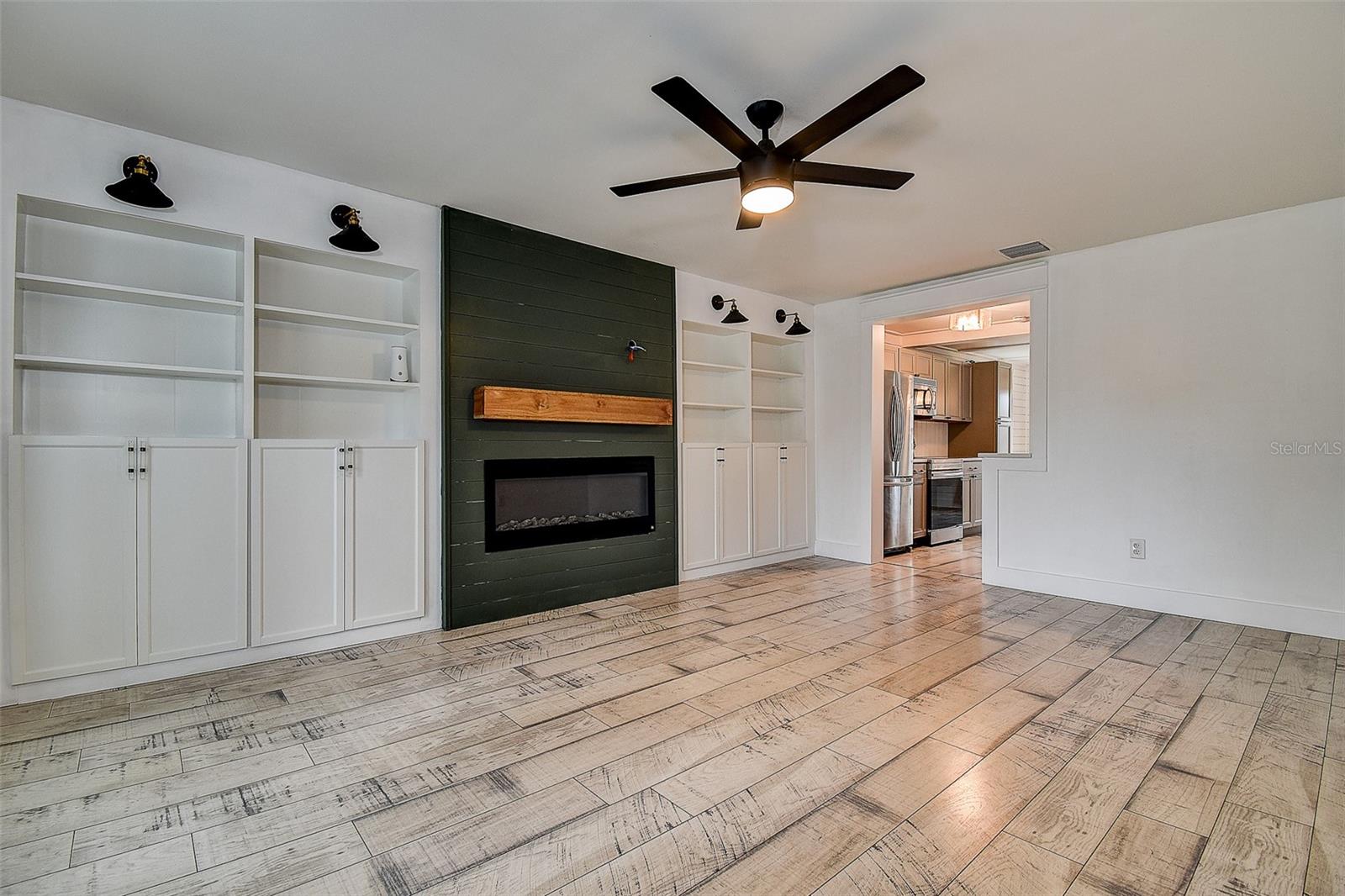 PINELLAS PARK 1ST ADD - Residential