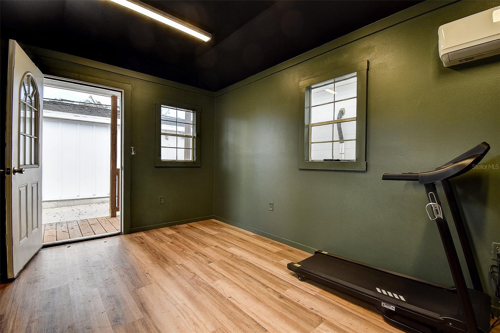 PINELLAS PARK 1ST ADD - Residential