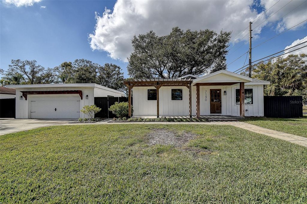 Photo of 7190 64th Way N, Pinellas Park, FL 33781 (MLS # TB8468653)