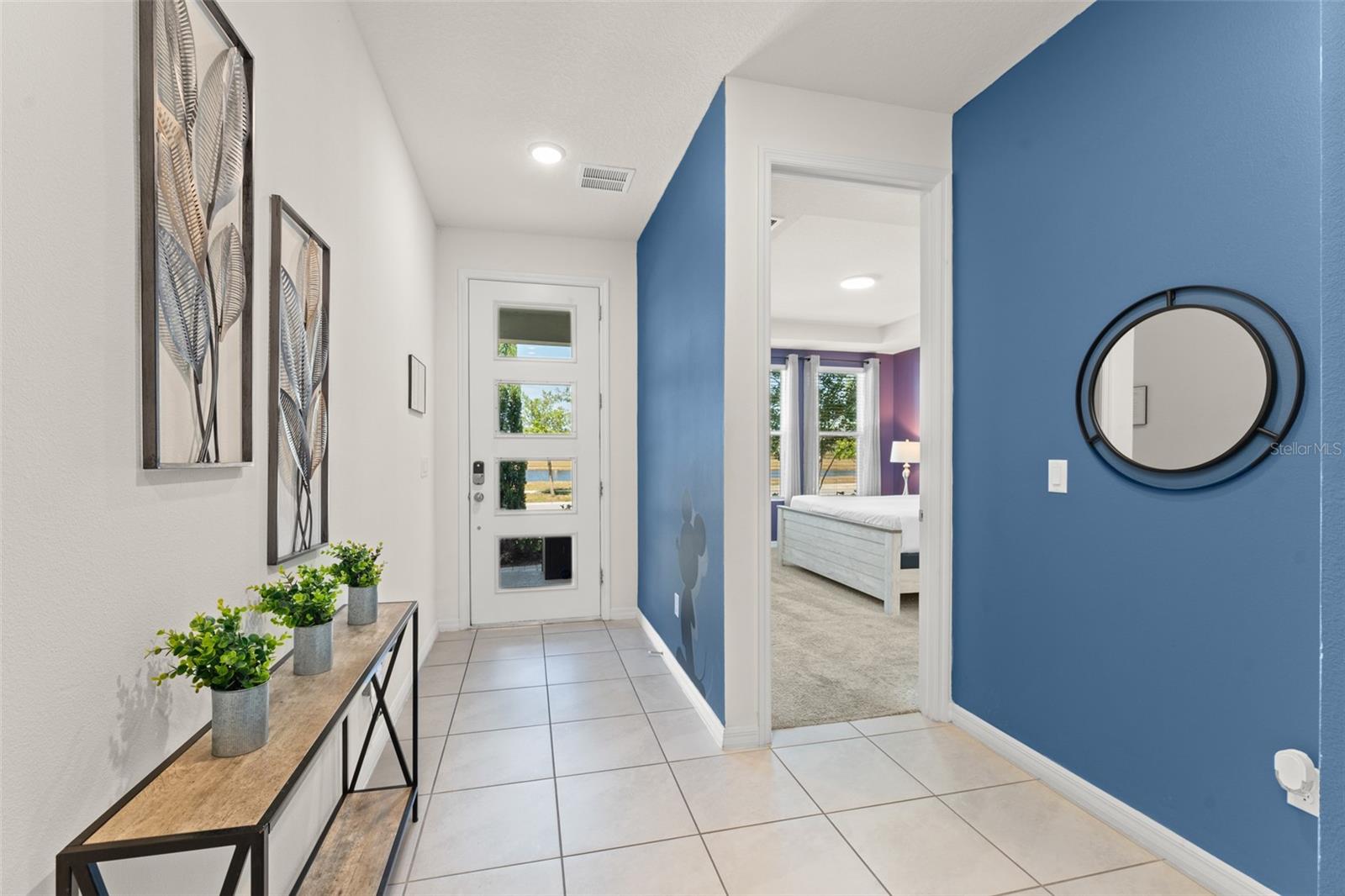 2009 TROPICAL PALMS CIRCLE