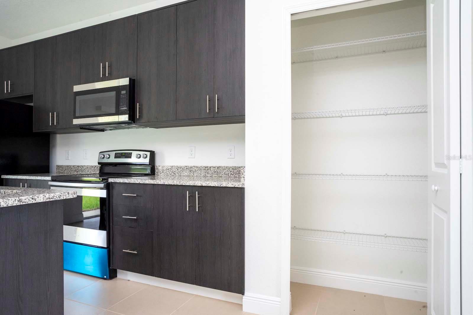 MARION OAKS UN SEVEN - Residential