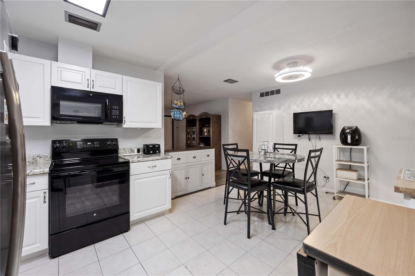 BAYSHORE GARDENS SEC 11 - Residential