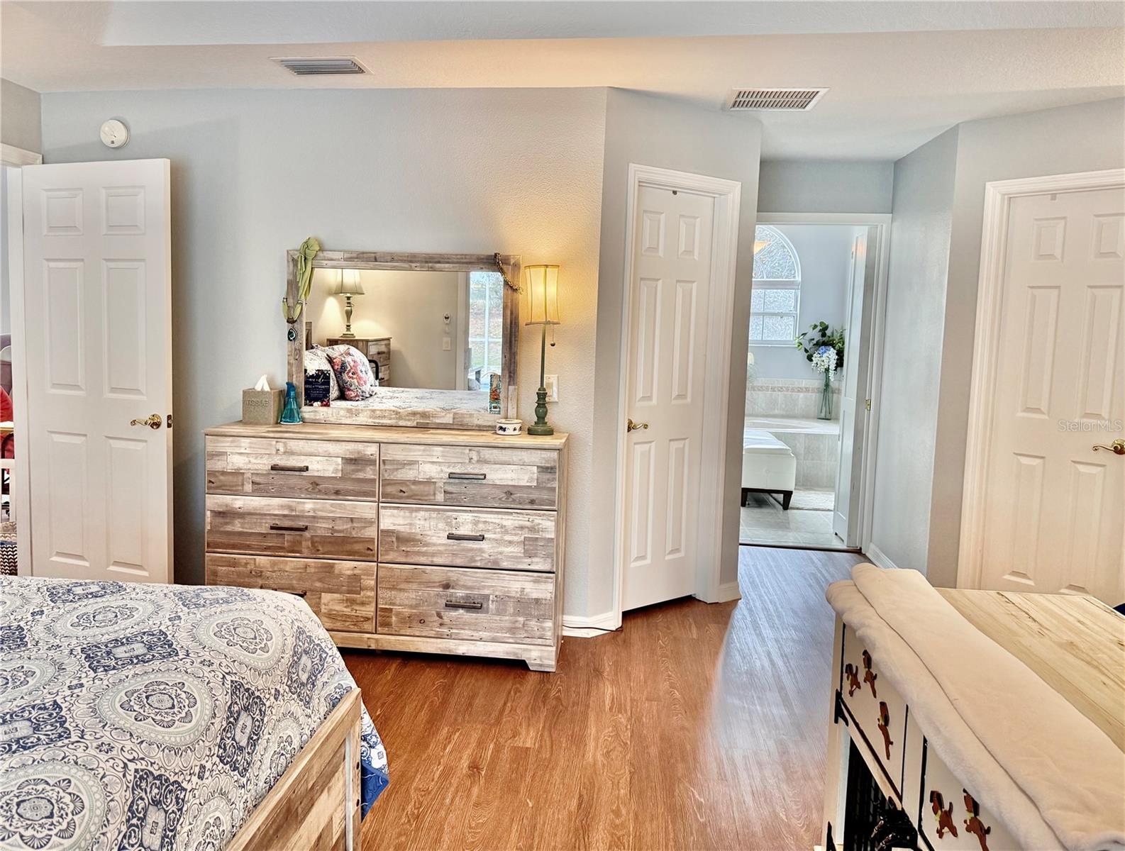 PINE RIDGE - Residential