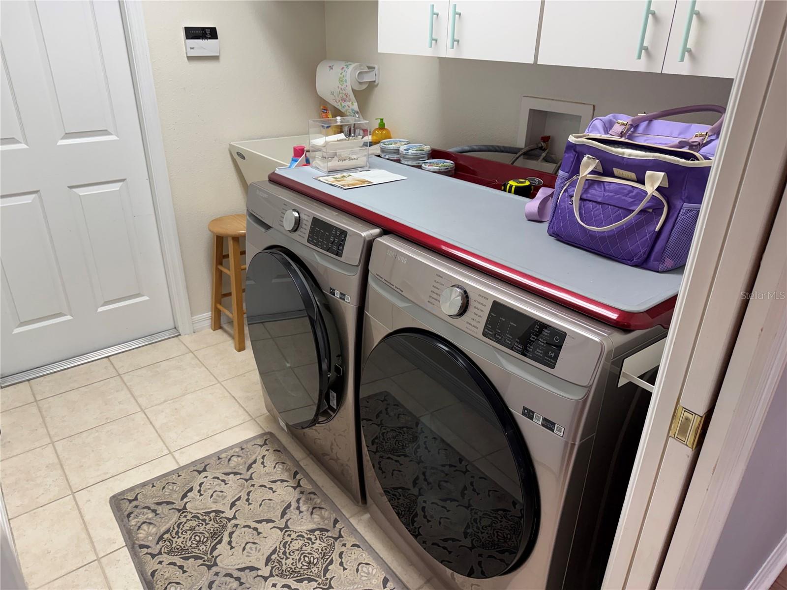 PINE RIDGE - Residential