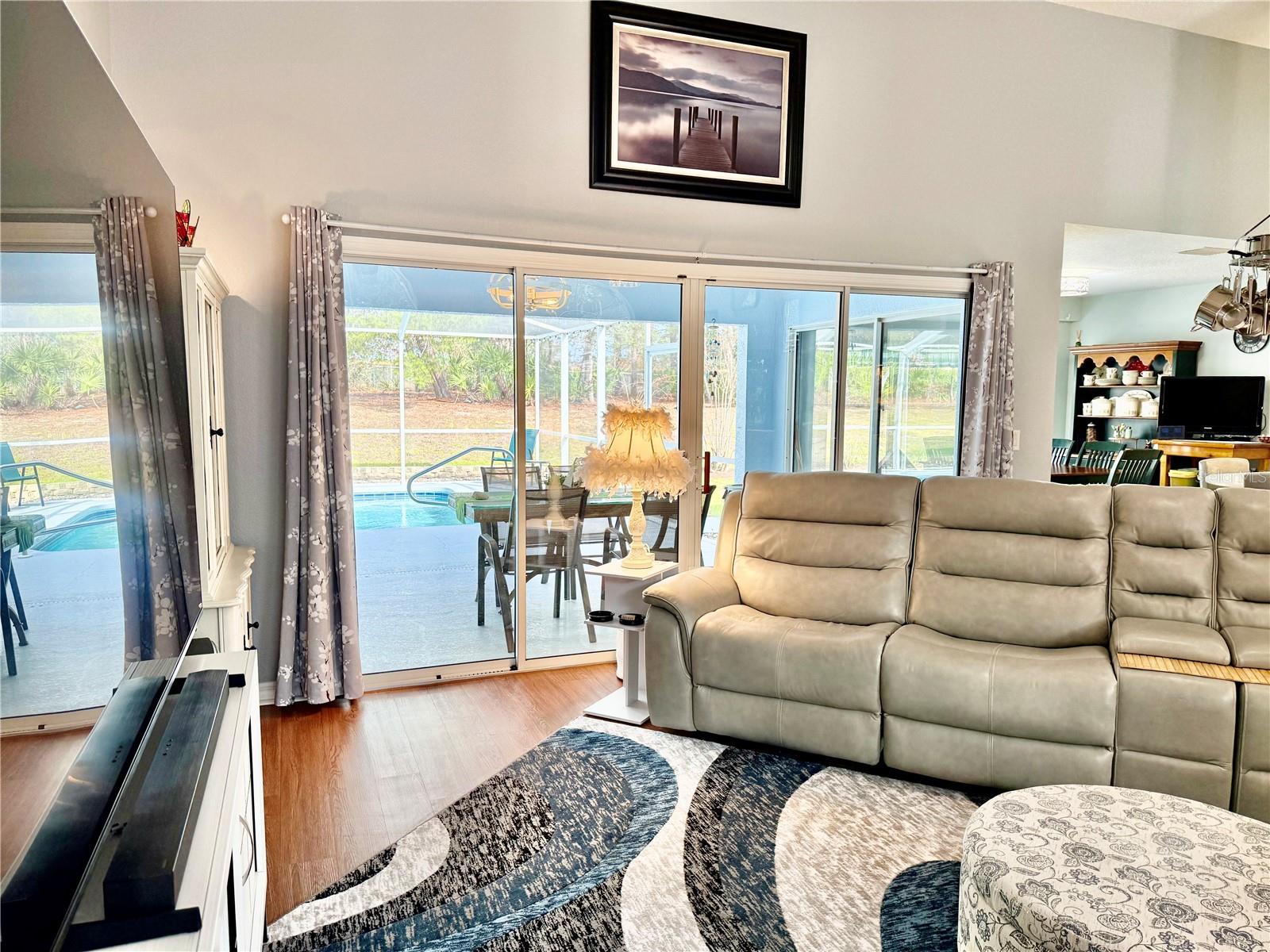 PINE RIDGE - Residential