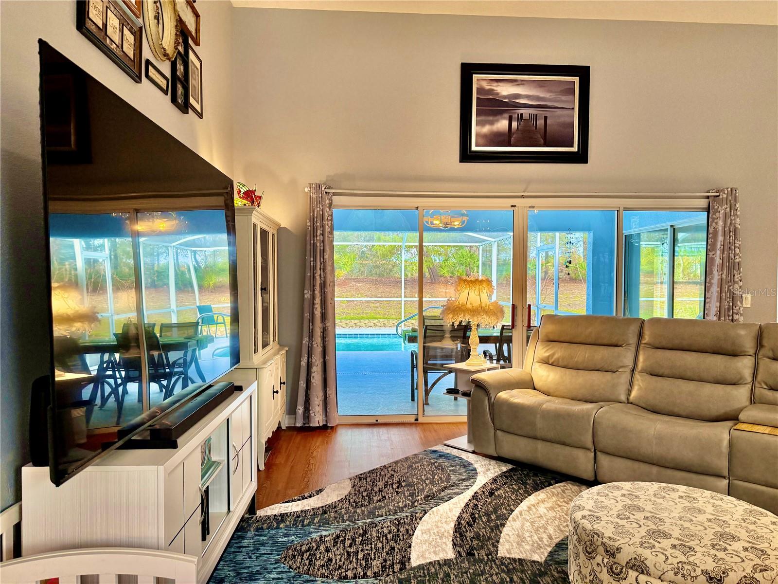 PINE RIDGE - Residential