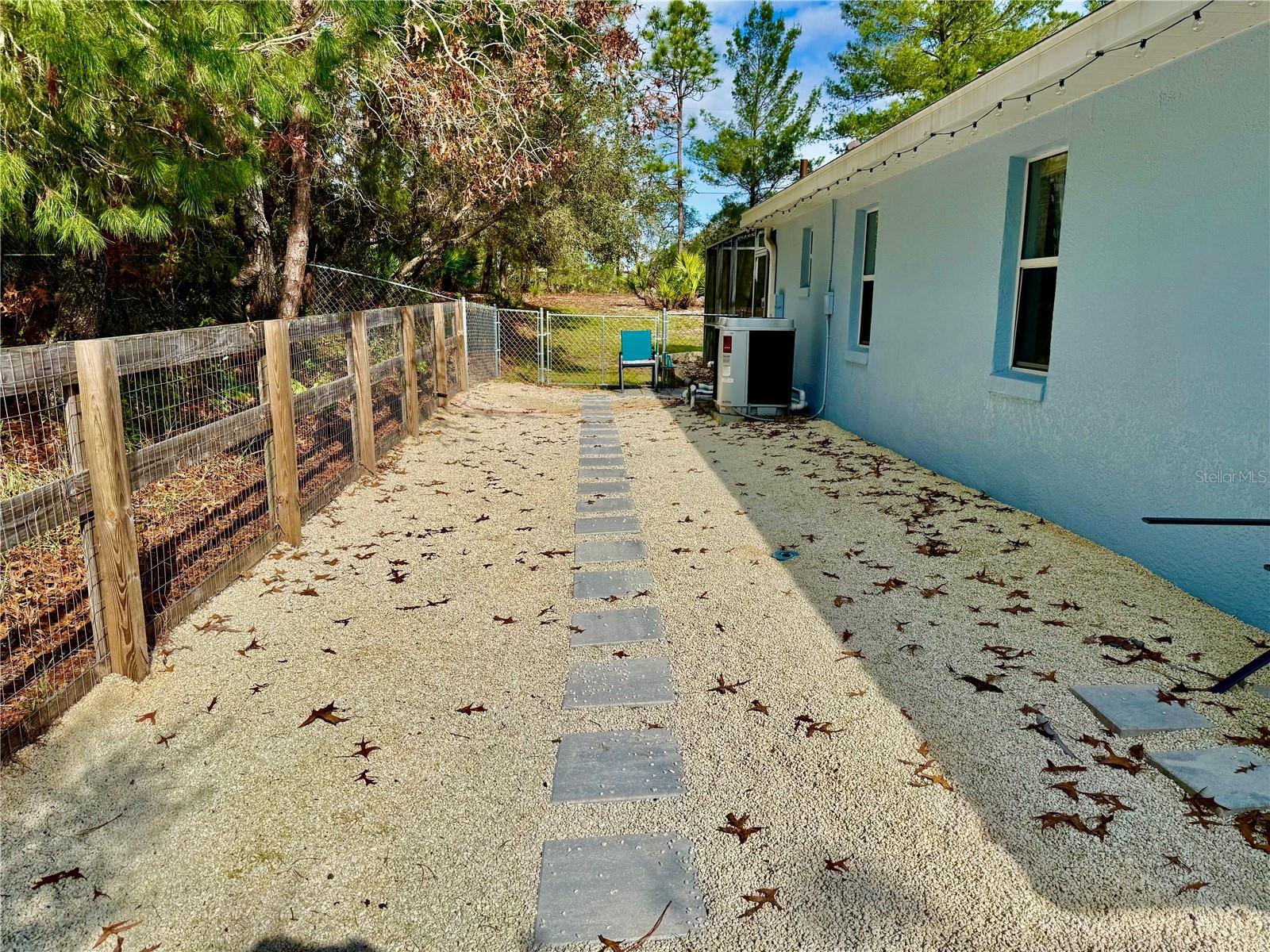 PINE RIDGE - Residential