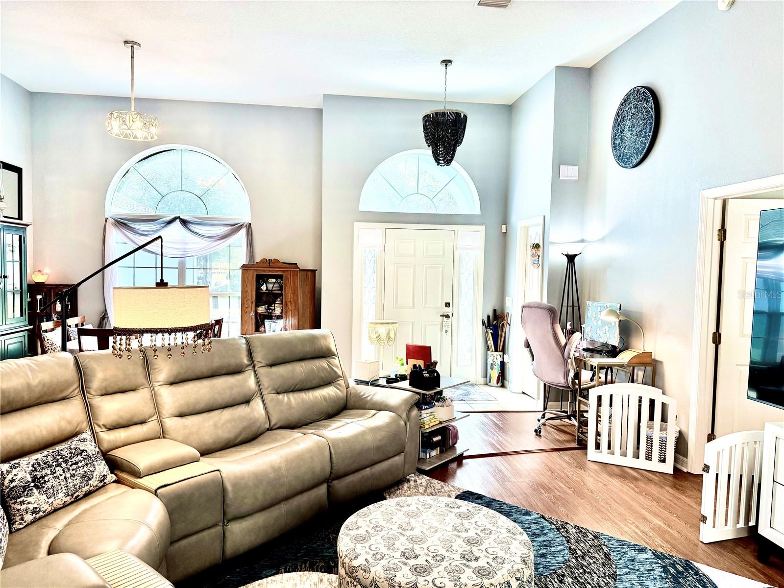 PINE RIDGE - Residential