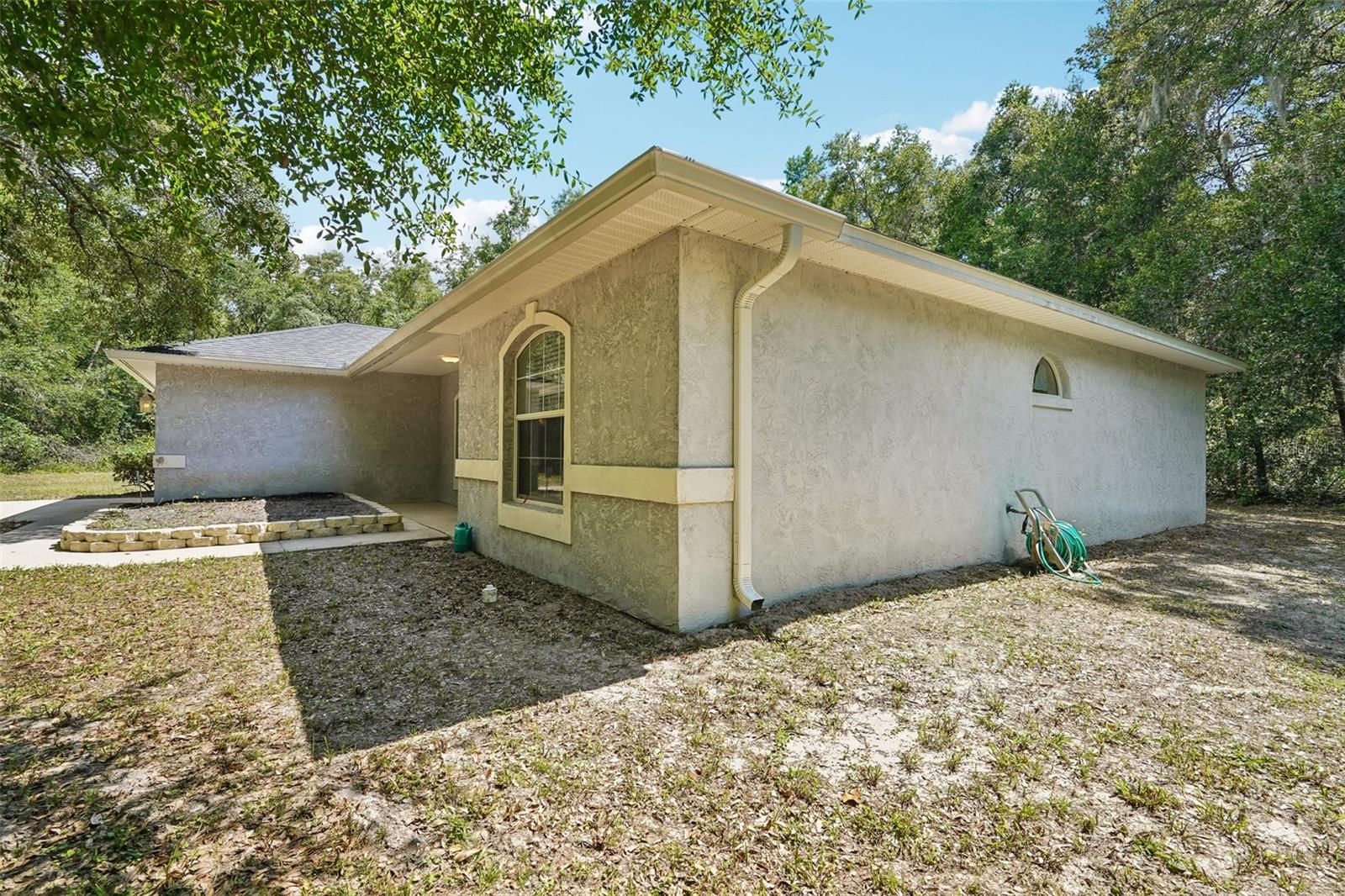 3695 WOODBRIDGE ROAD