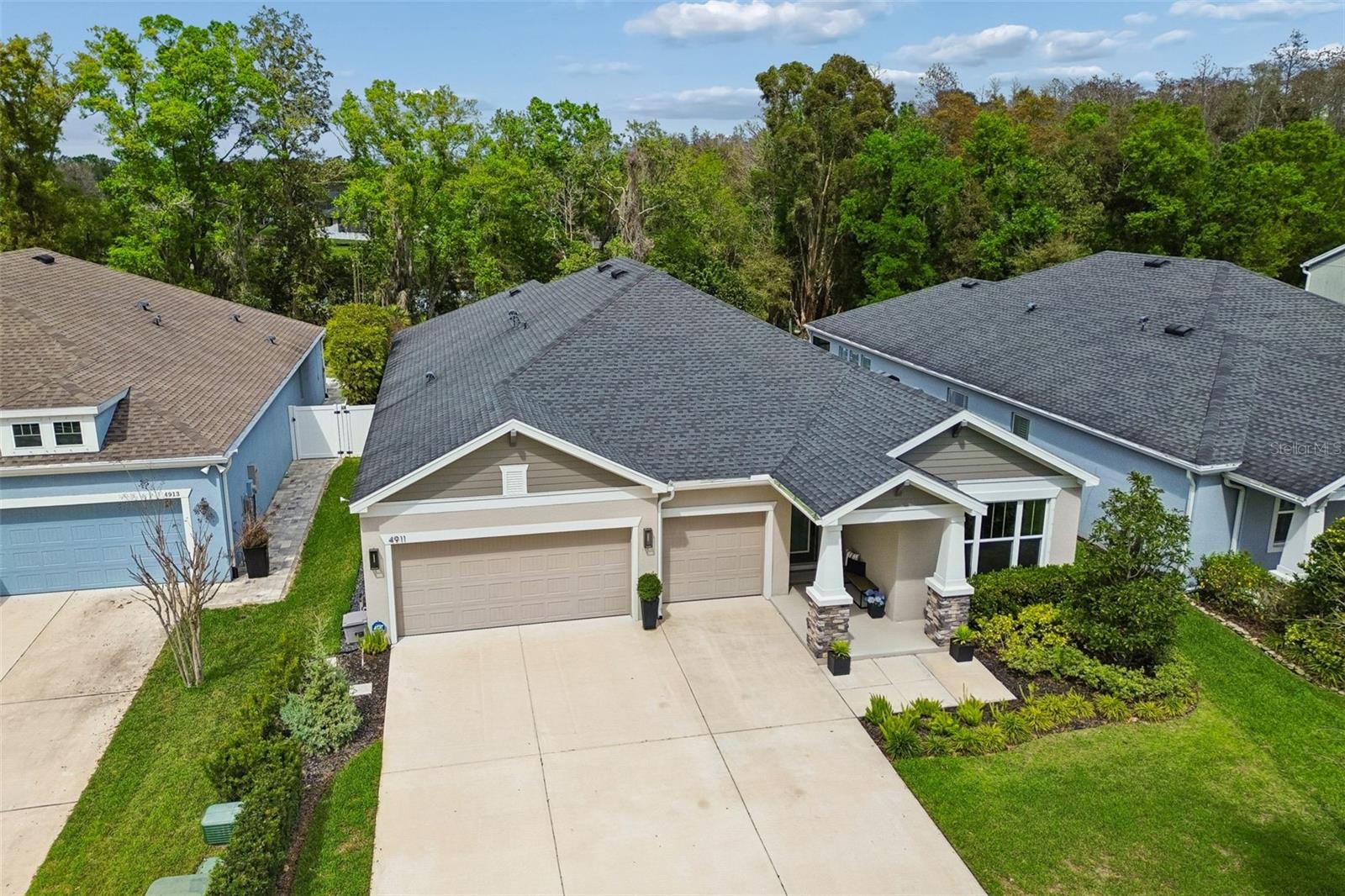 LAKESHORE OAKS SUB - Residential