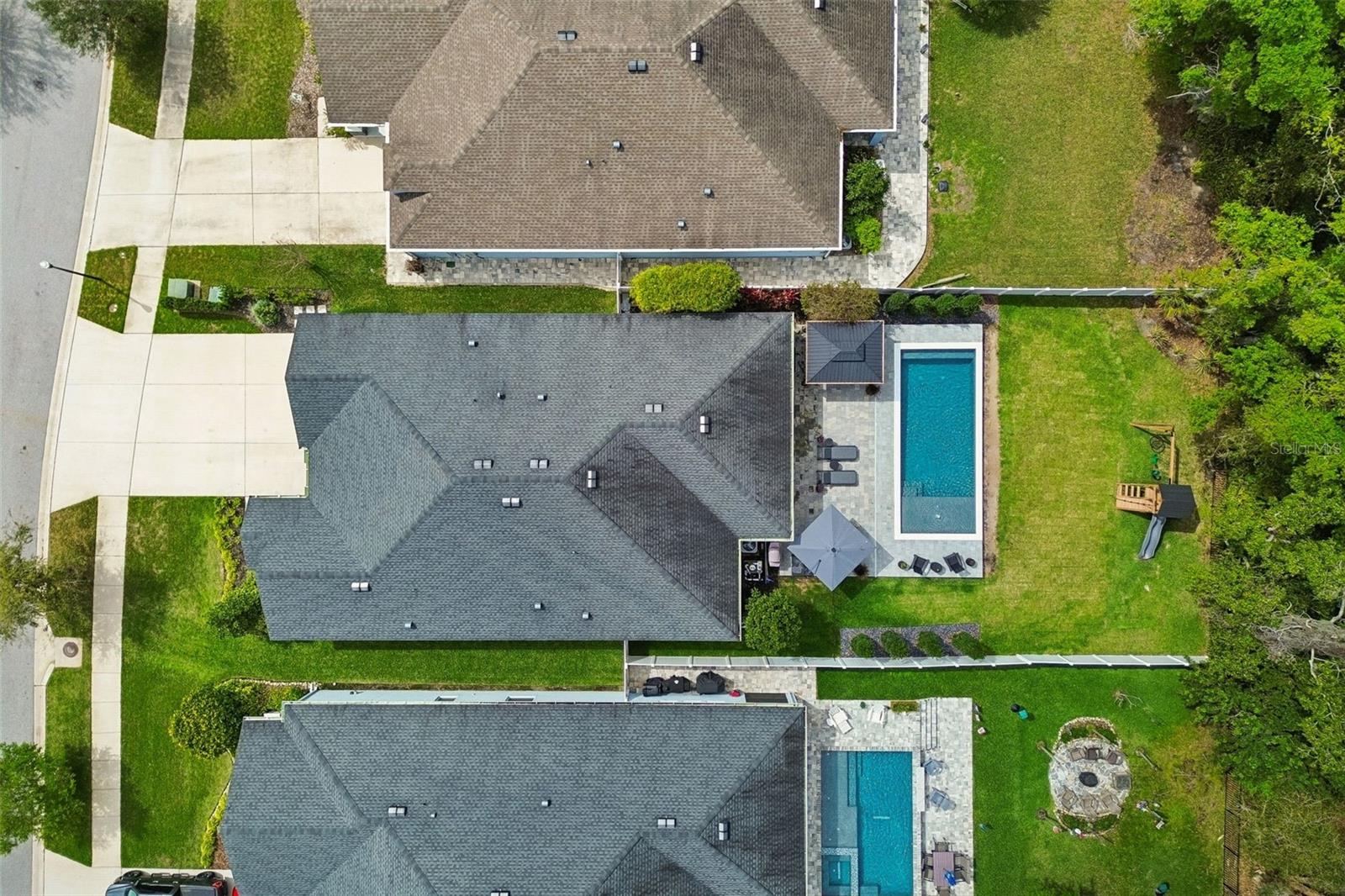 LAKESHORE OAKS SUB - Residential