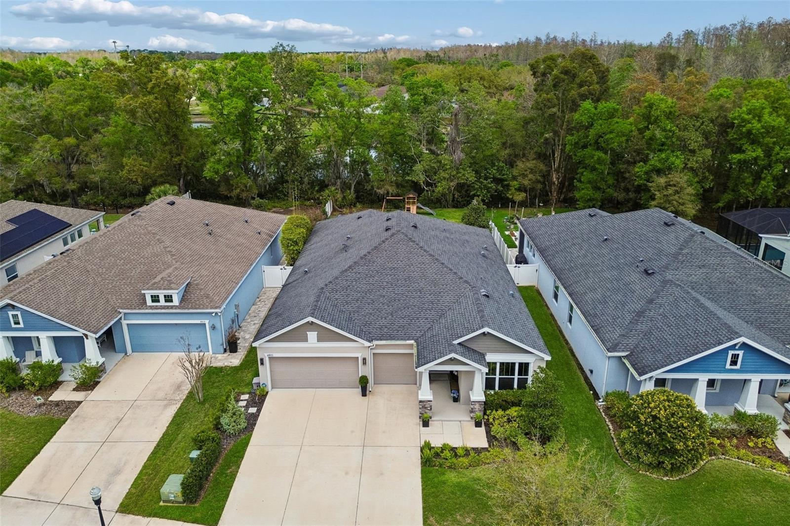 LAKESHORE OAKS SUB - Residential