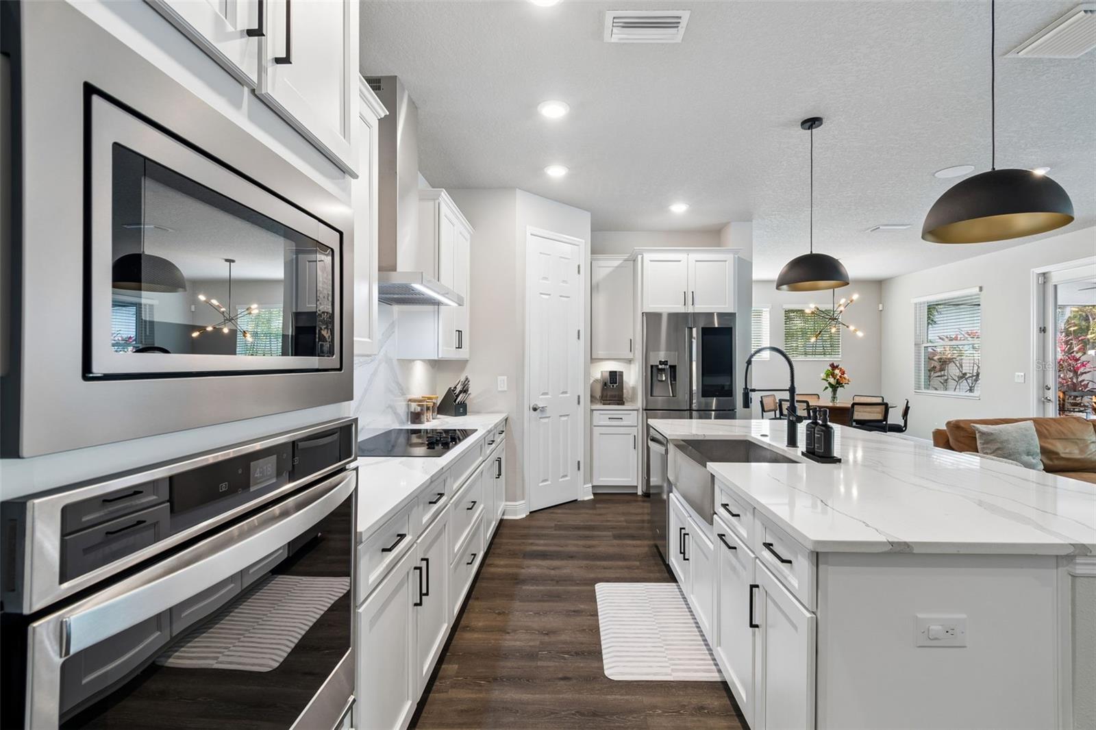 LAKESHORE OAKS SUB - Residential