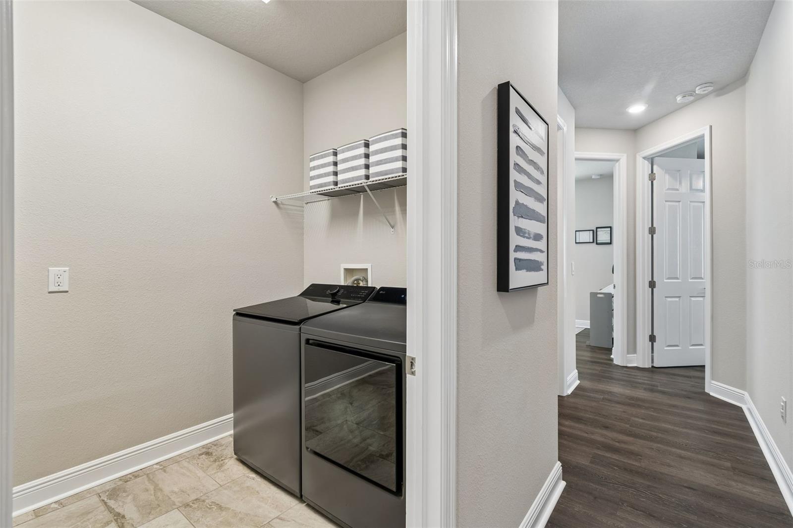 LAKESHORE OAKS SUB - Residential