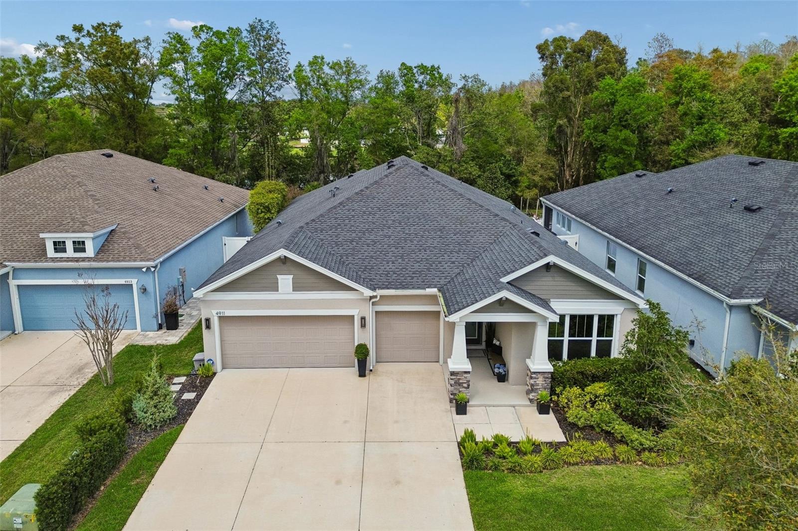 LAKESHORE OAKS SUB - Residential