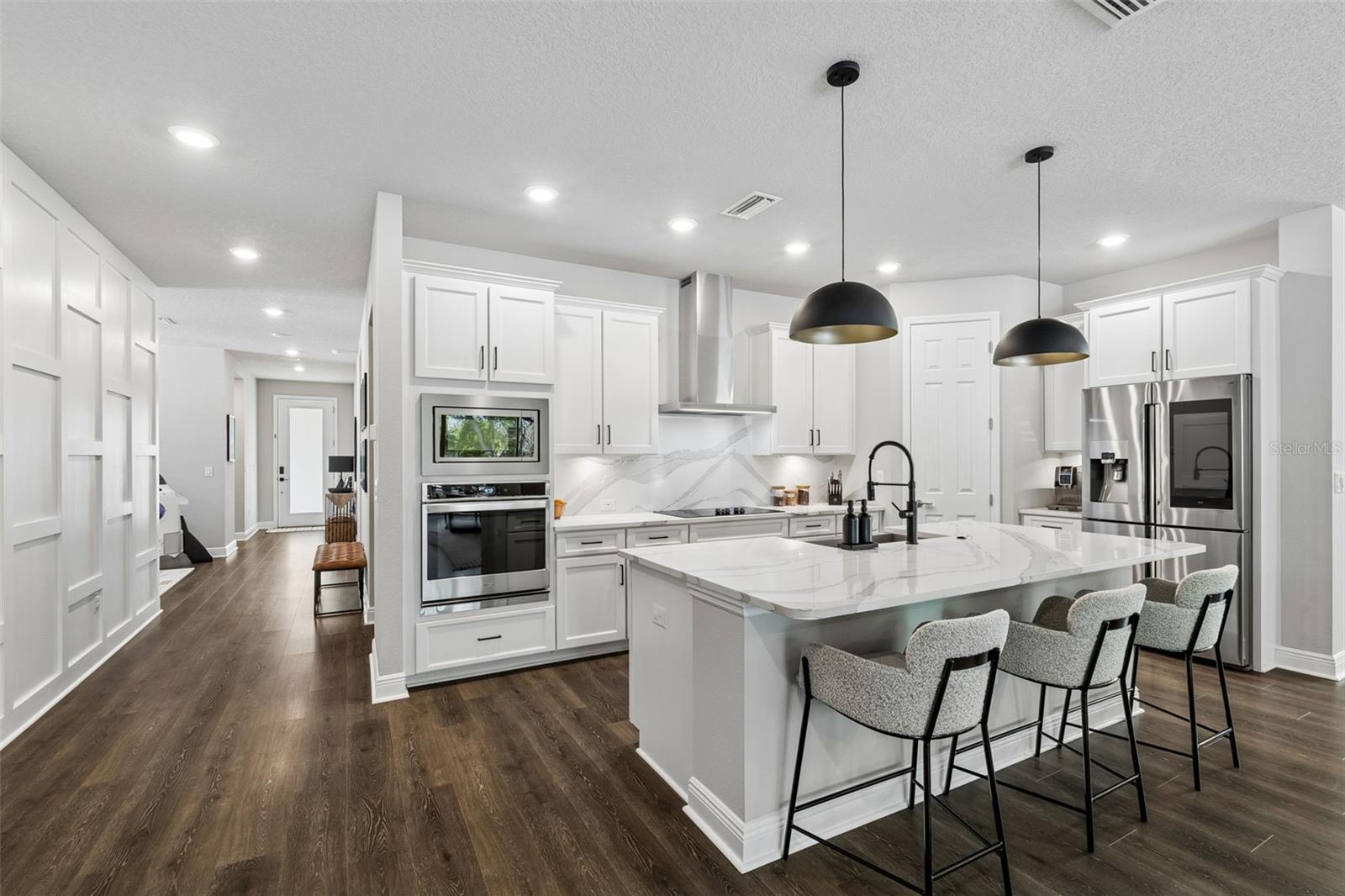 LAKESHORE OAKS SUB - Residential