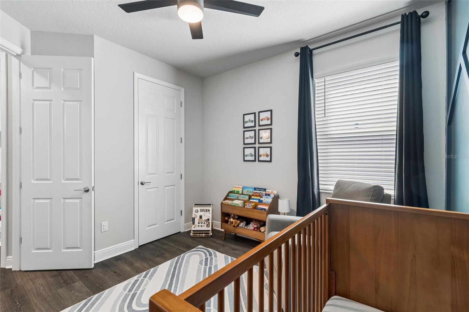 LAKESHORE OAKS SUB - Residential