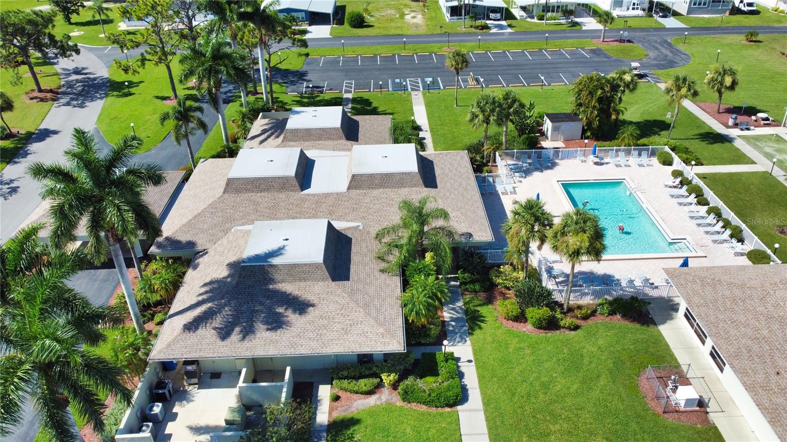 LA CASA MHP CO-OP - Residential