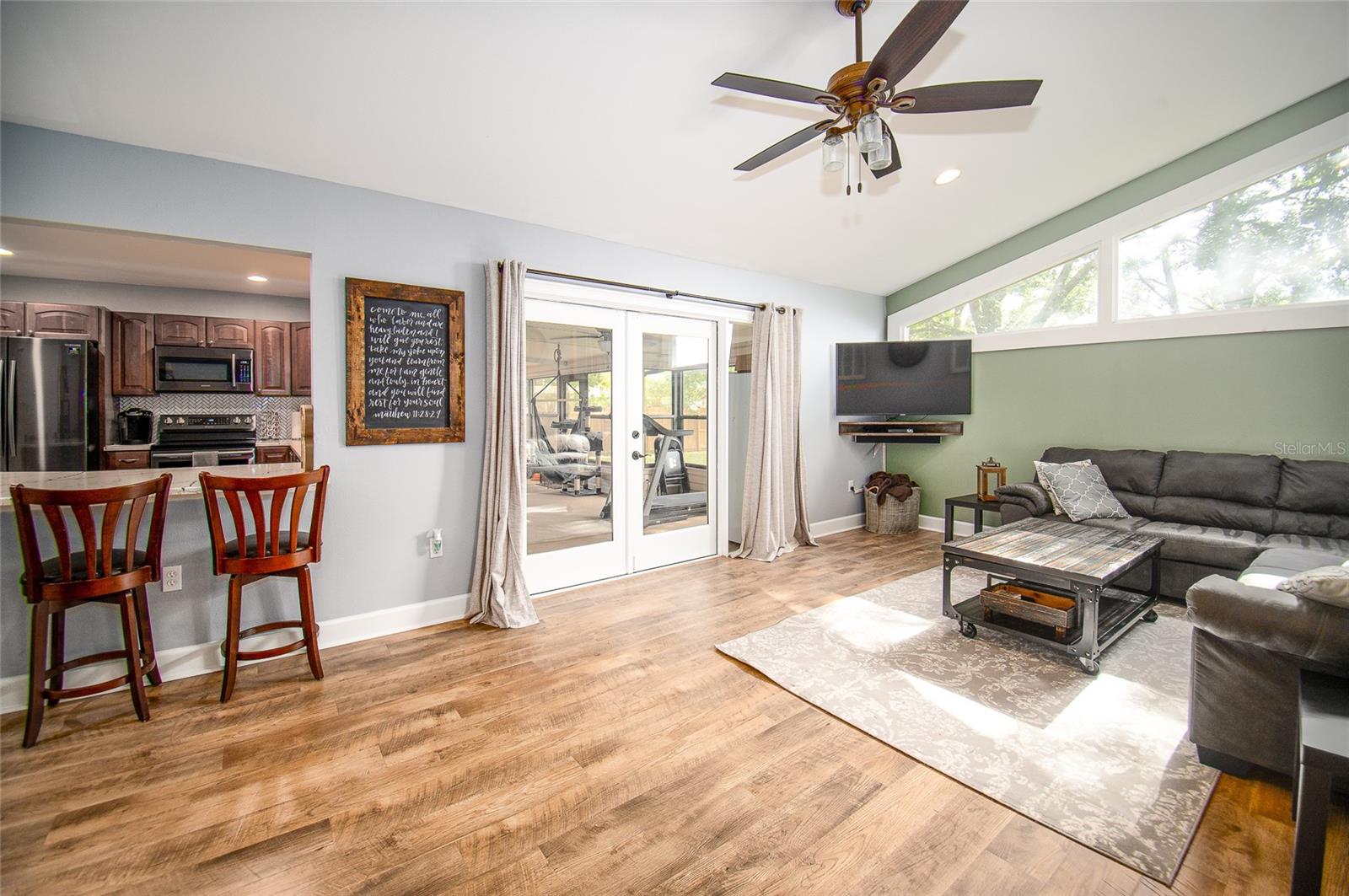 LIBERTY HILL - Residential