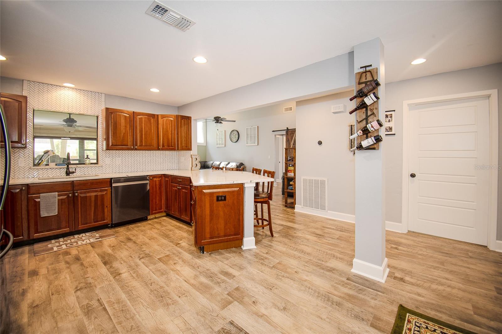 LIBERTY HILL - Residential