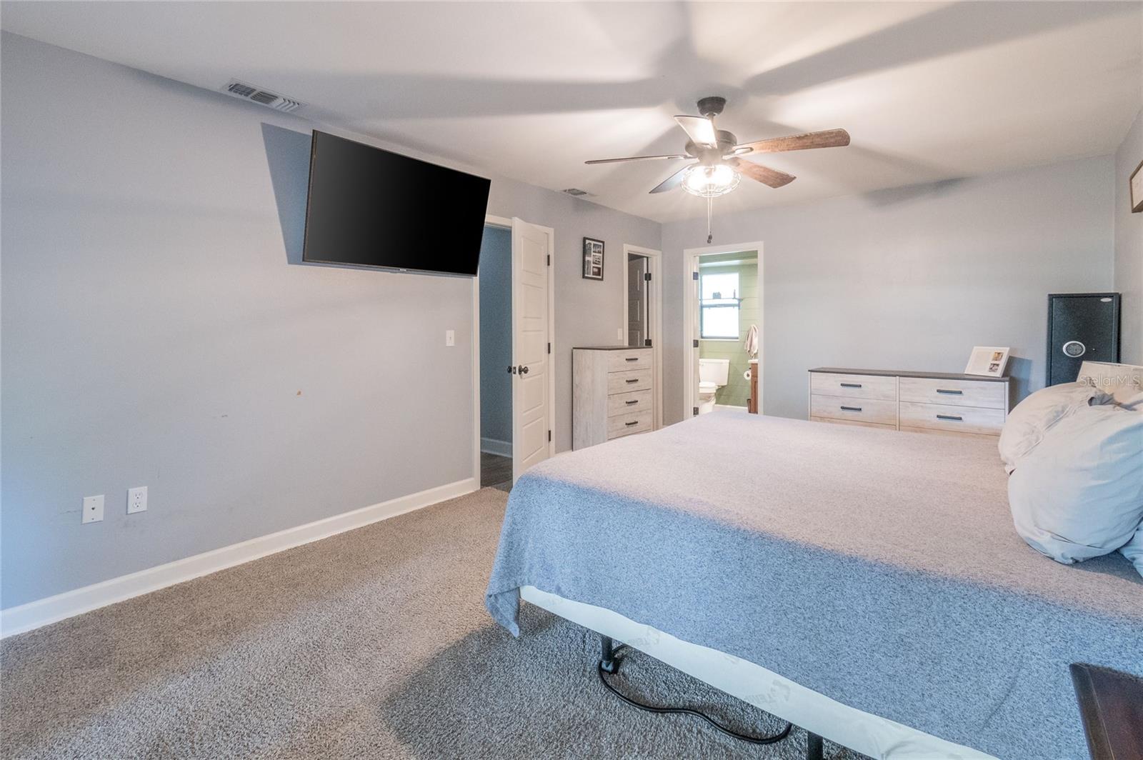 LIBERTY HILL - Residential