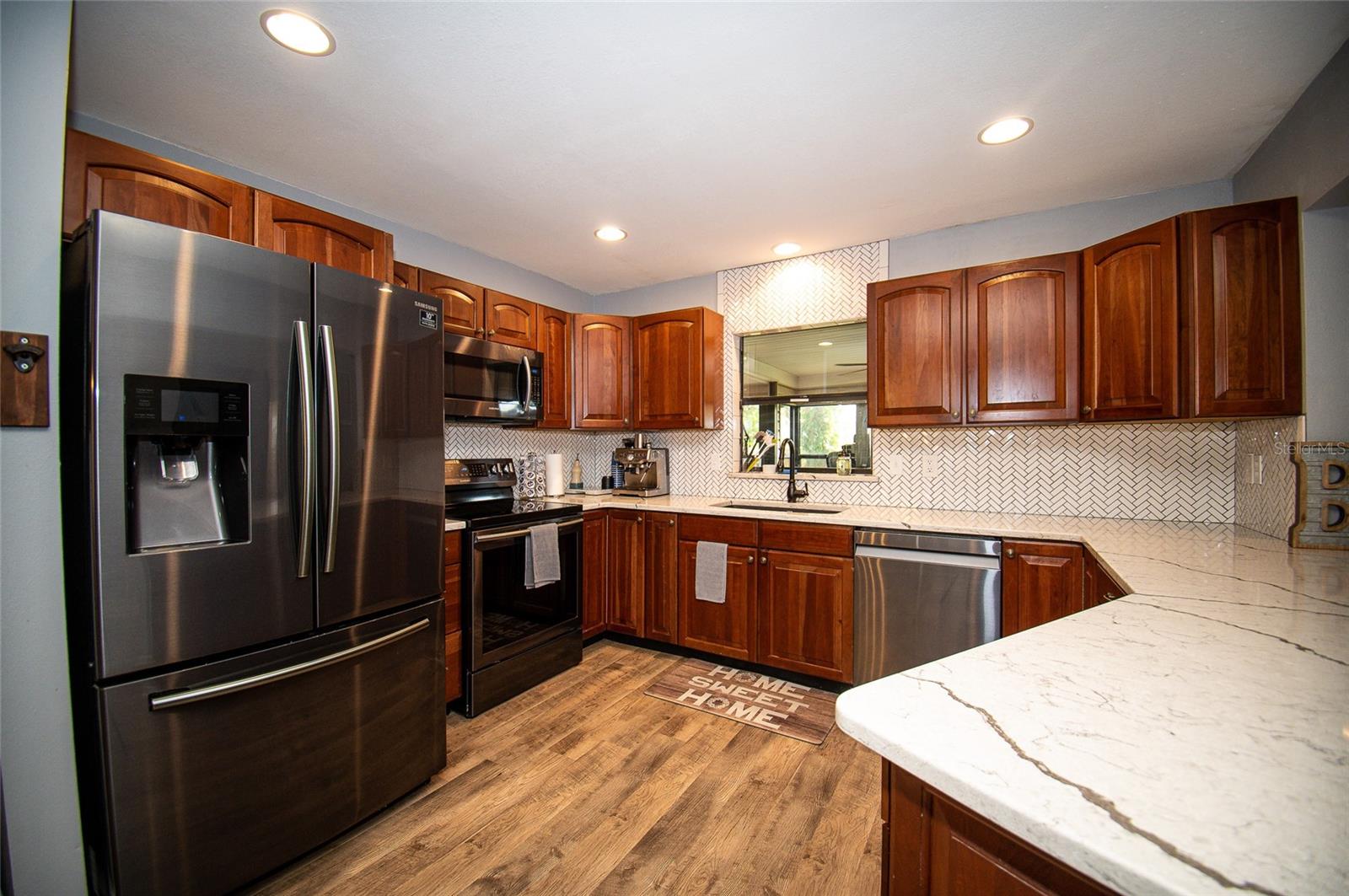 LIBERTY HILL - Residential