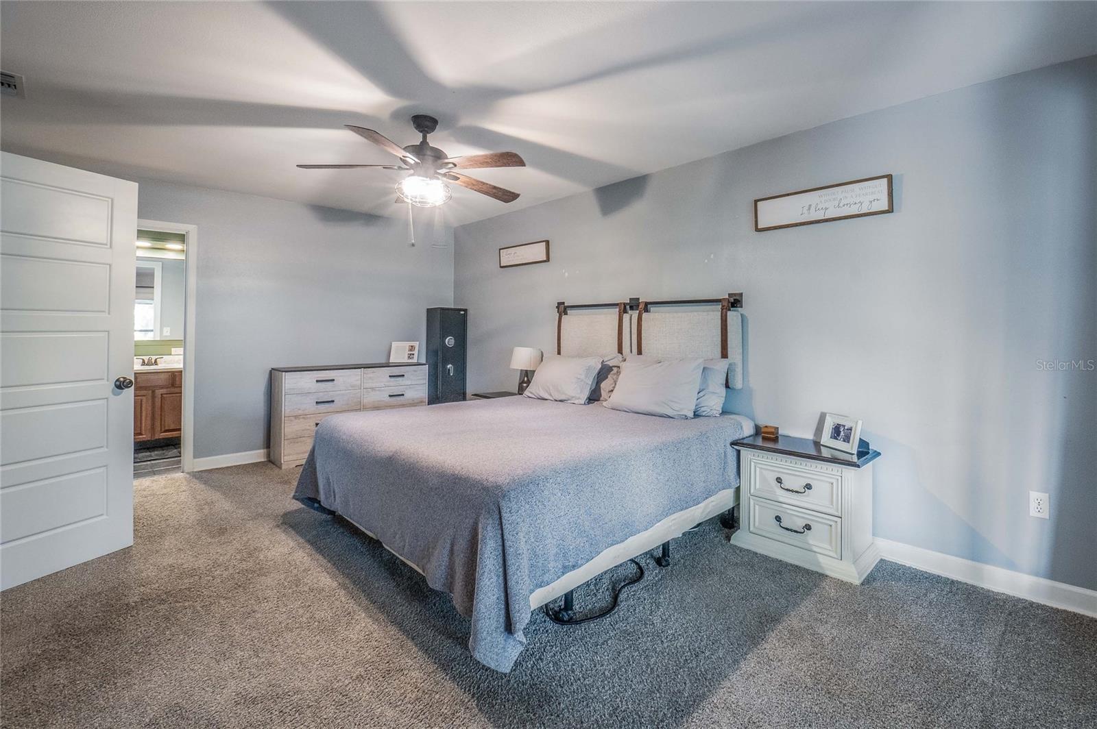 LIBERTY HILL - Residential