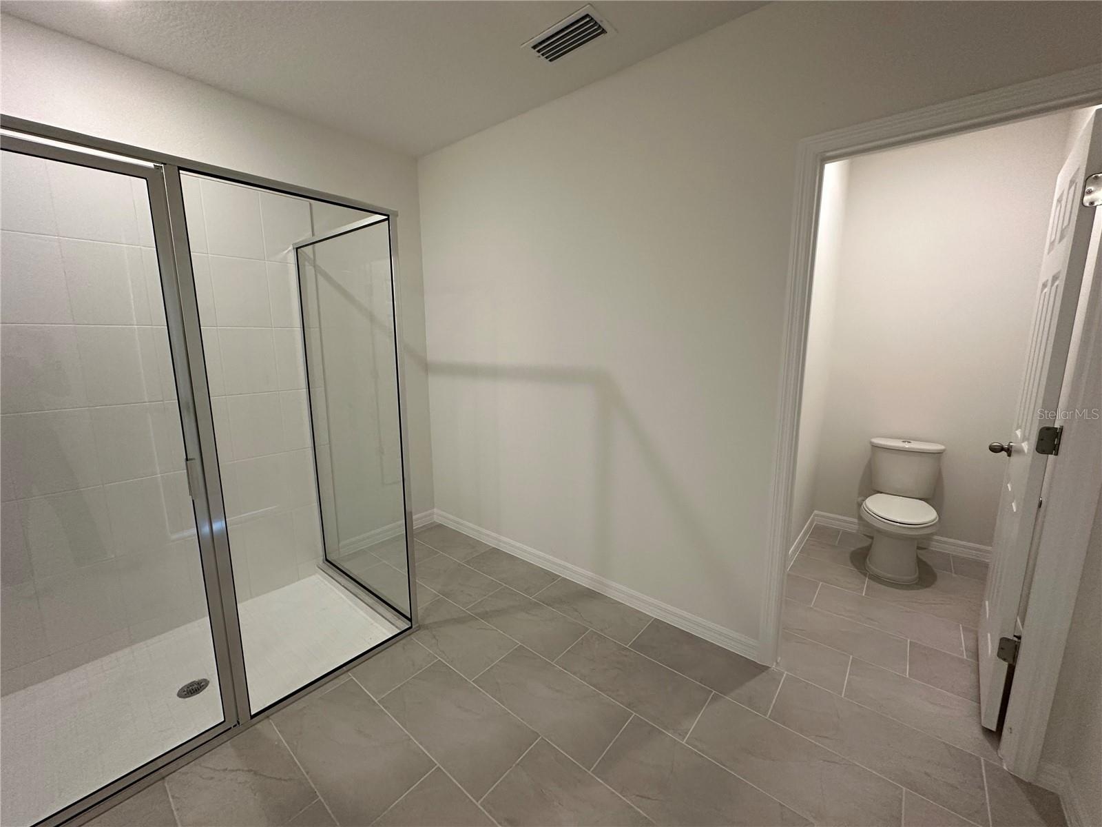 TWIN LAKES PH 7A - Residential Lease