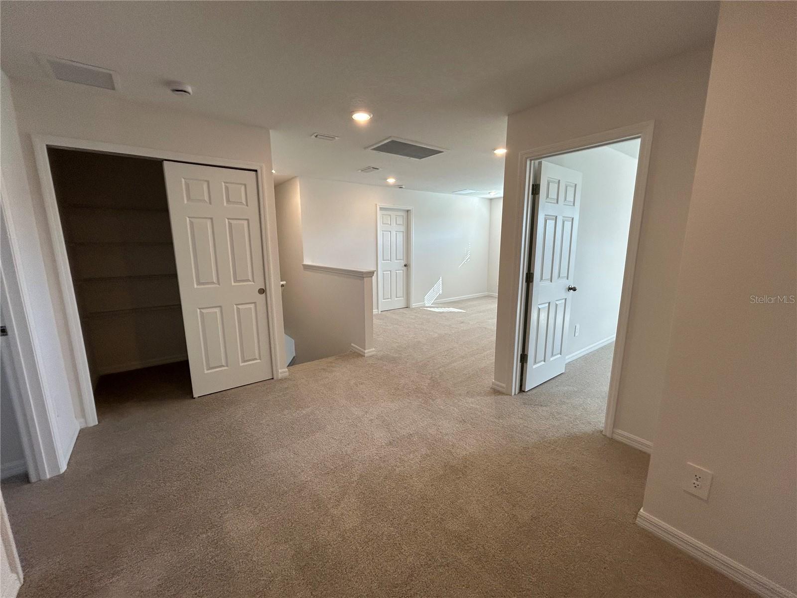 TWIN LAKES PH 7A - Residential Lease