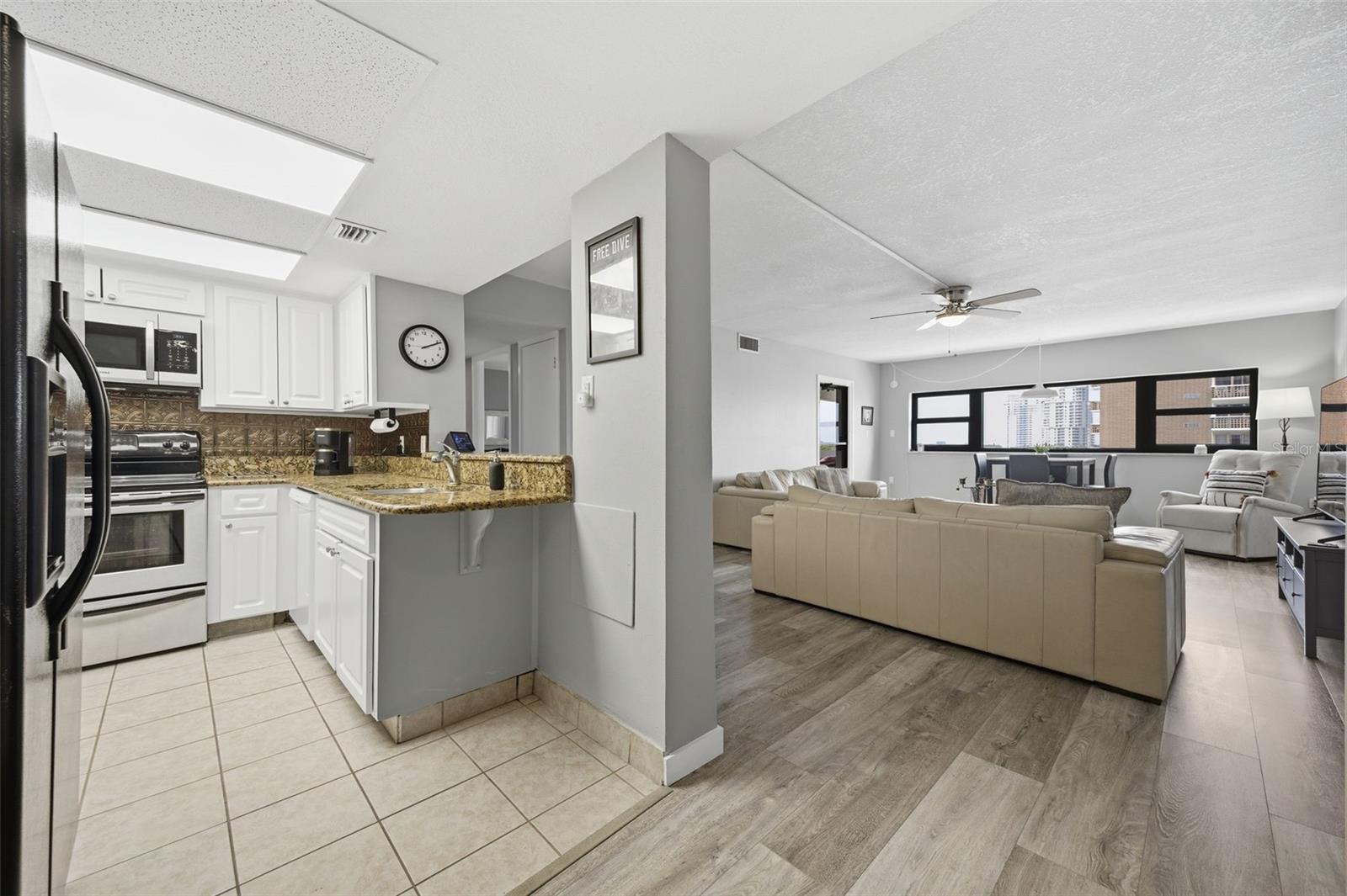 THE PINNACLE APTS A CONDO - Residential