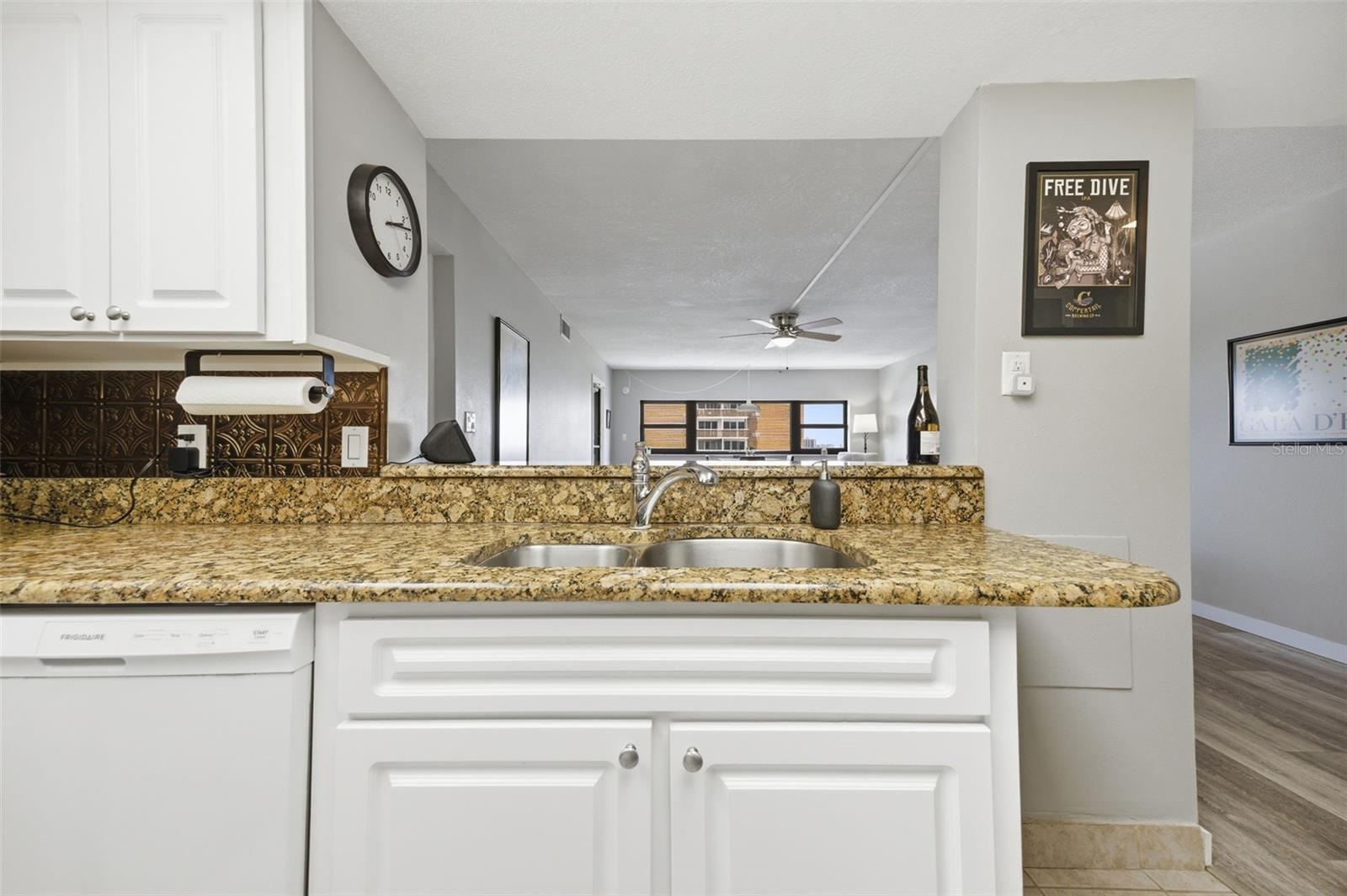 THE PINNACLE APTS A CONDO - Residential