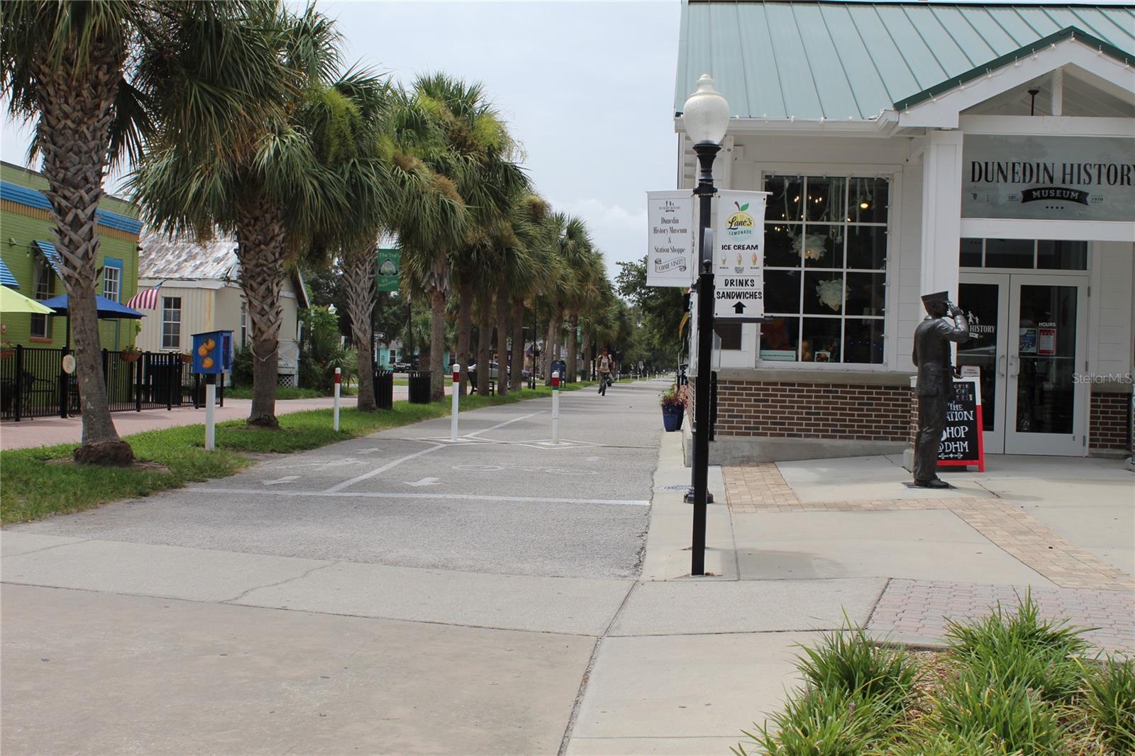 PATRICIAN OAKS - Residential