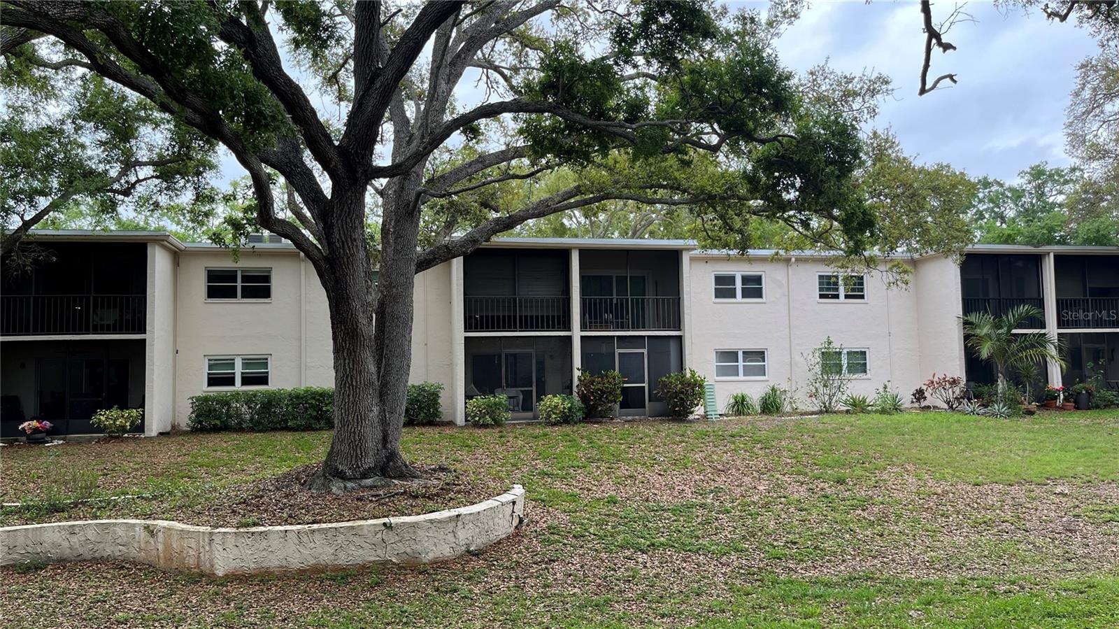 PATRICIAN OAKS - Residential