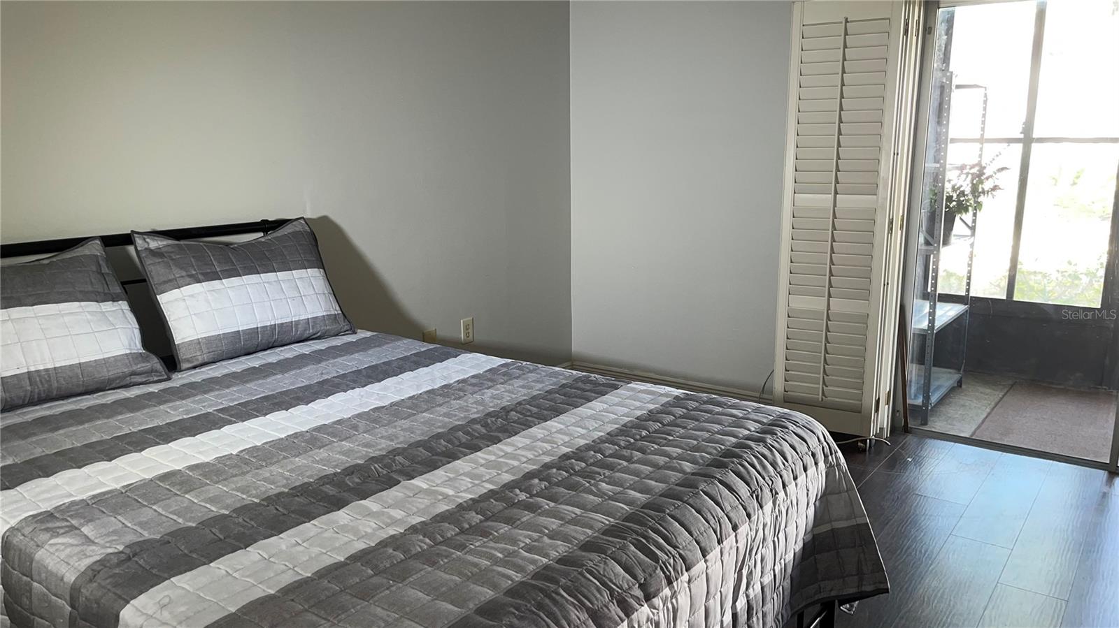 PATRICIAN OAKS - Residential