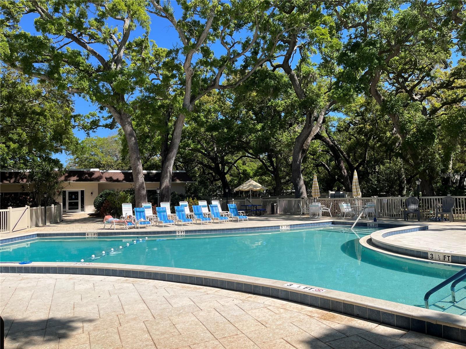 PATRICIAN OAKS - Residential