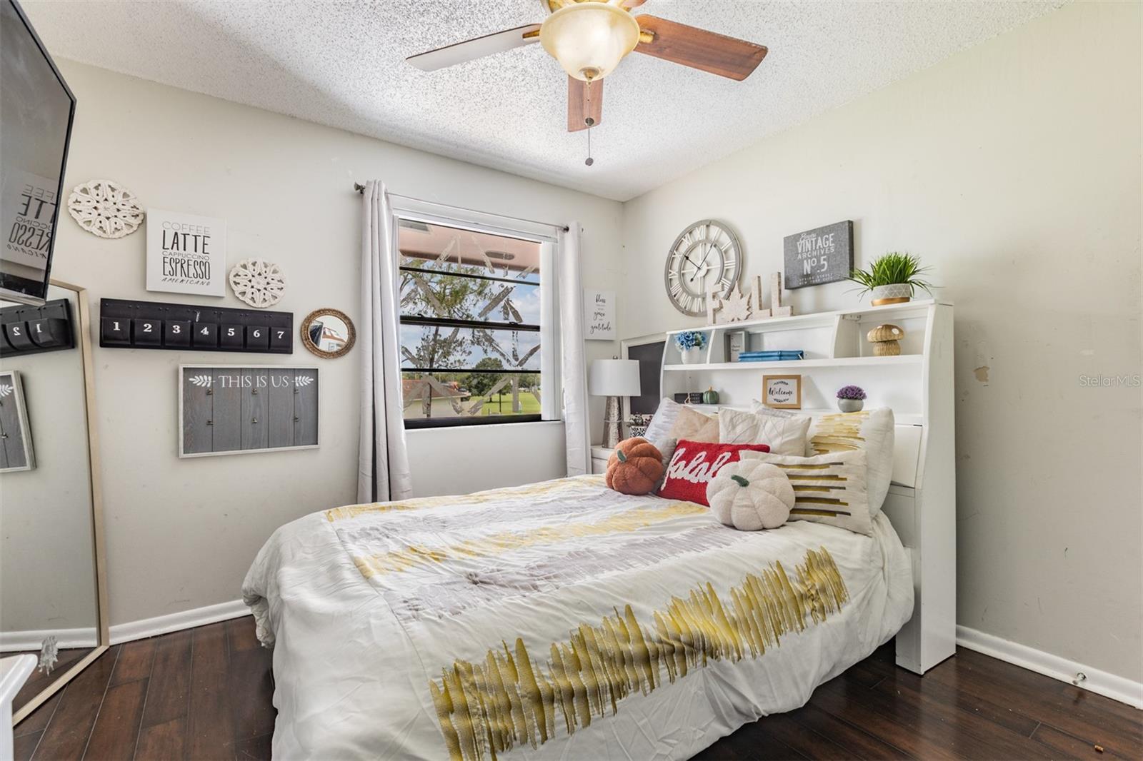 ROSEMOUNT VILLAGE UNIT 1 - Residential