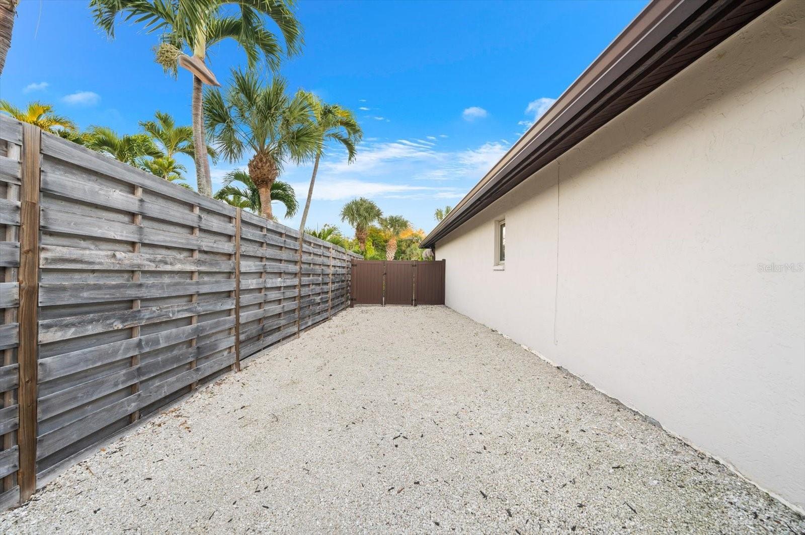 LAKE RITTWOOD - Residential