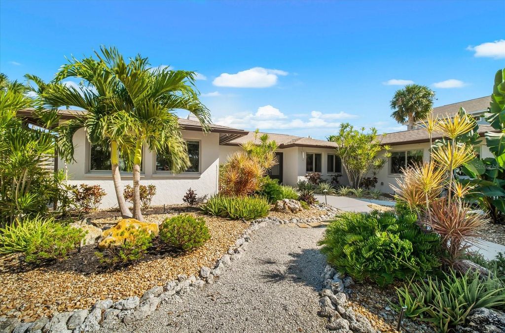 Photo of 4817 Ocean Boulevard, Sarasota, FL 34242 (MLS # A4671593)