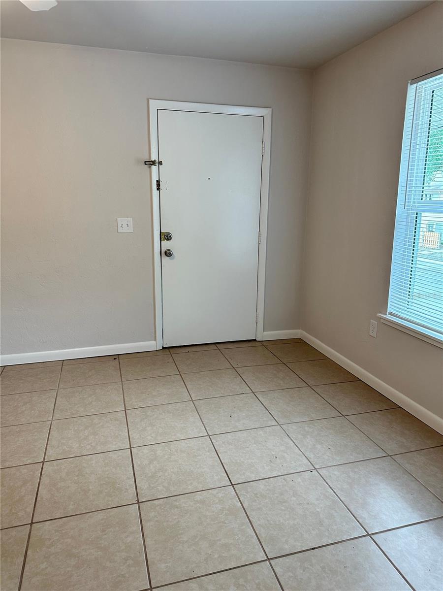 MILL RUN - Residential Lease