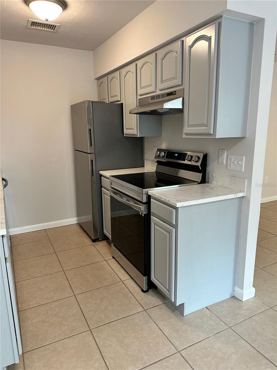 MILL RUN - Residential Lease