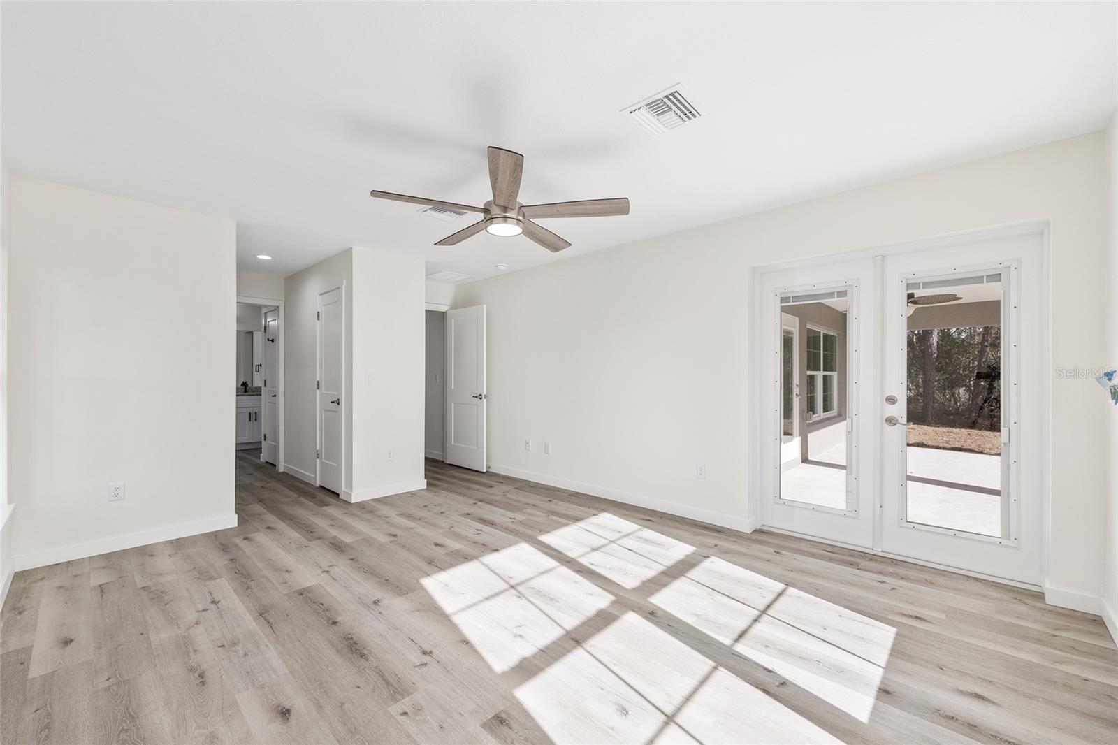 CITRUS SPGS UNIT 11 - Residential