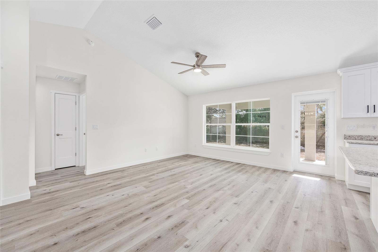 CITRUS SPGS UNIT 11 - Residential