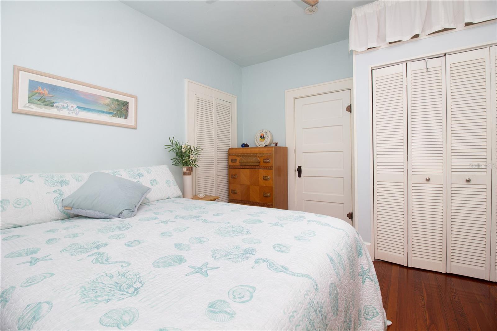 HALLS CENTRAL AVE 2 - Residential